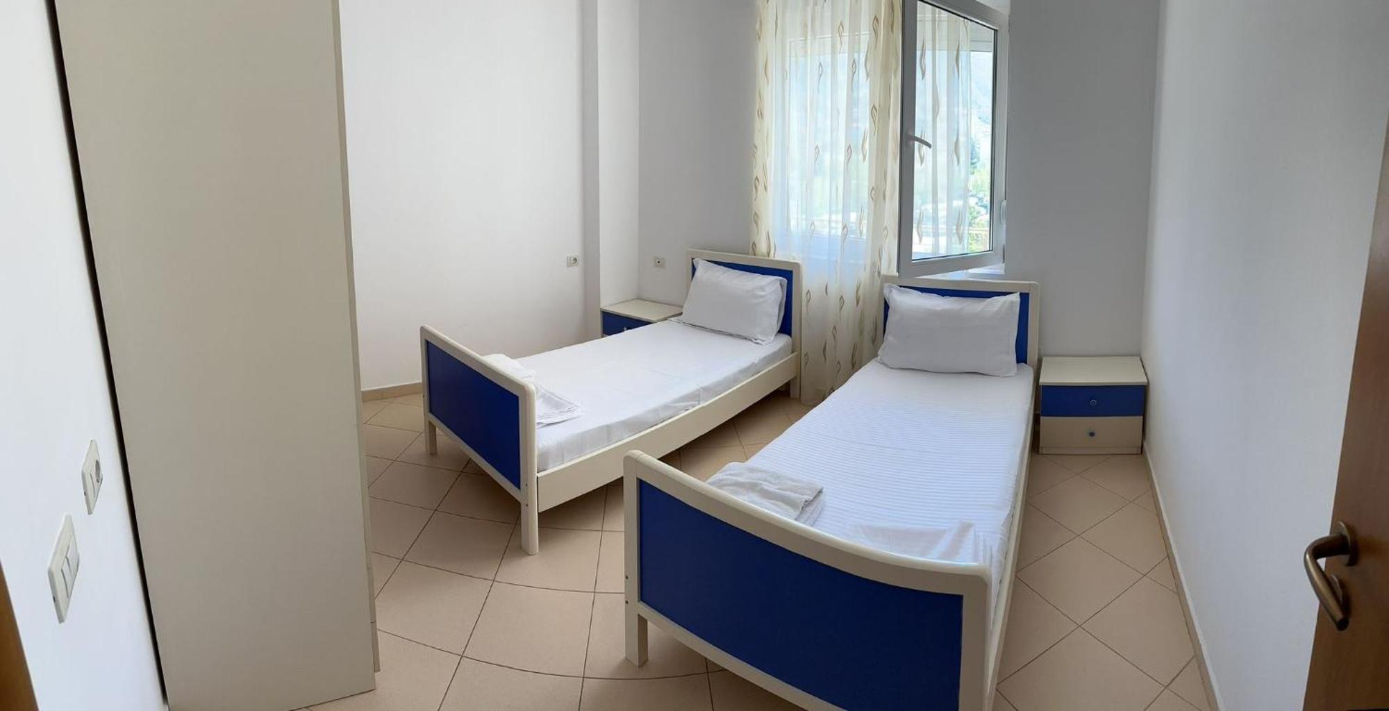 Renting House Vlore Exterior photo